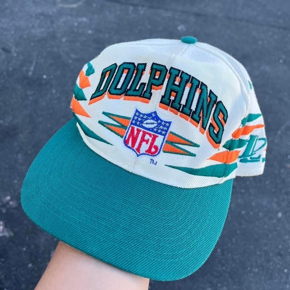1990s MIAMI DOLPHINS Logo Athletic DIAMOND SnapBack 💎